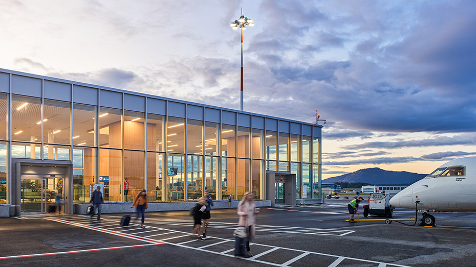 office of mcfarlane biggar architects + designers, Victoria, British Columbia, Canada, Victoria Airport Holdroom Expansion