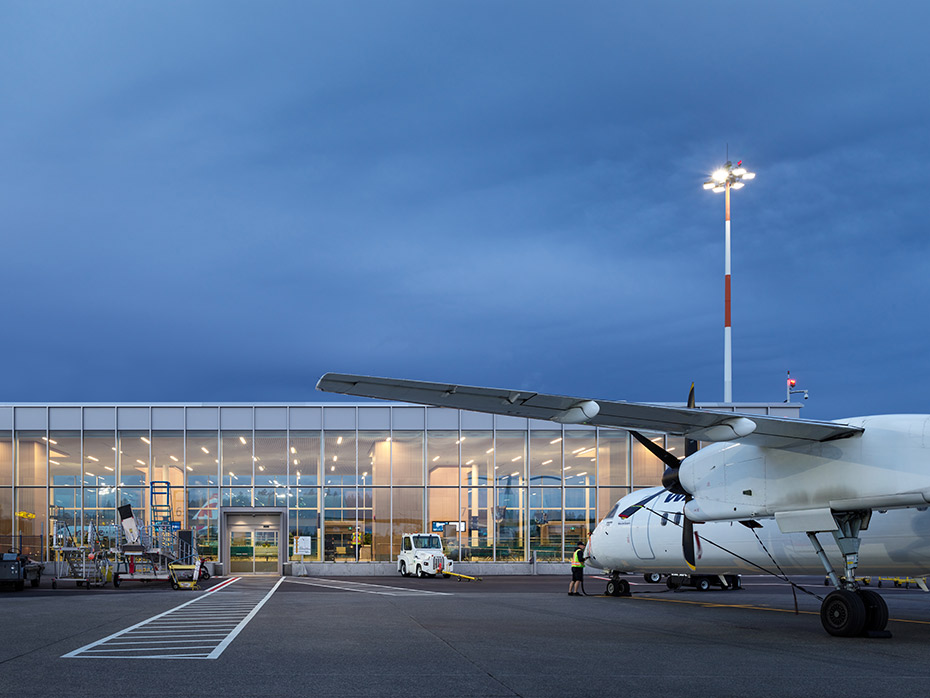 office of mcfarlane biggar architects + designers, Victoria, British Columbia, Canada, Victoria Airport Holdroom Expansion